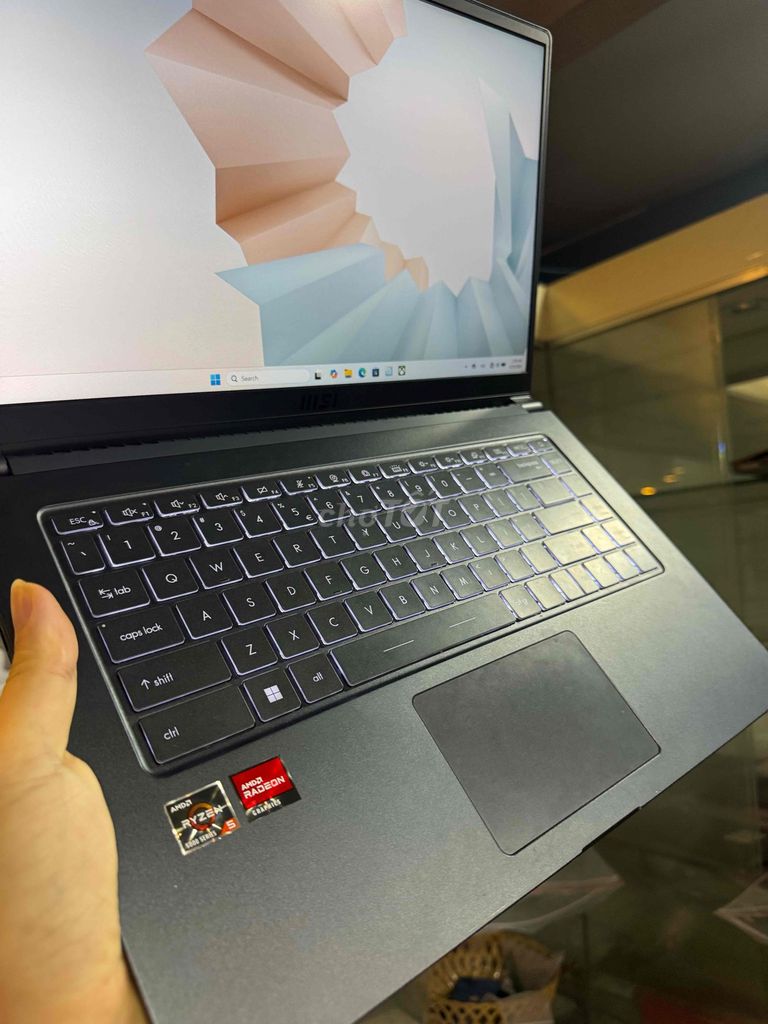 Laptop MSI Modern 15 Ryzen 5 8GB/512GB zin fpt. Mua bán Laptop tại Quận Gò Vấp Tp Hồ Chí Minh được đăng bởi Thanh lí cầm đồ hình 1