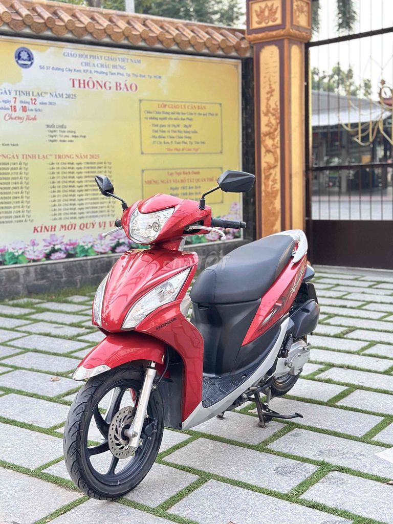 Honda Vision 2012 Cục Máy Siêu Zin Êm Sát Thủ. Mua bán Xe máy tại Thành phố Thủ Đức Tp Hồ Chí Minh được đăng bởi Xe Máy Trường Thịnh hình 3