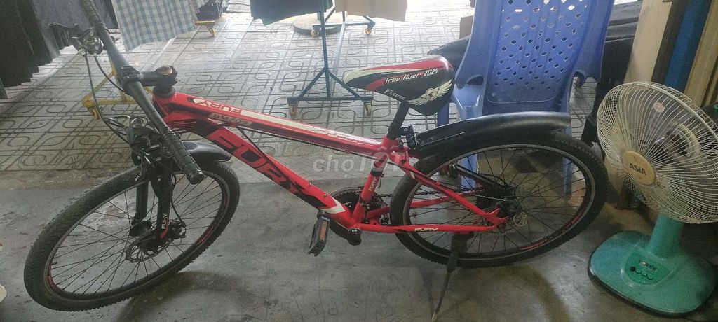 Xe đạp thể thao FURY Đỏ 26 inch. Mua bán Xe đạp tại Thành phố Biên Hòa Đồng Nai được đăng bởi trường đại  hình 2