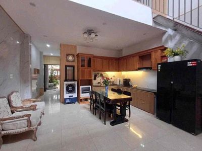 Аренда · 3 комн. · 90 м² · Quận Sơn Trà, ул. TÂN THÁI