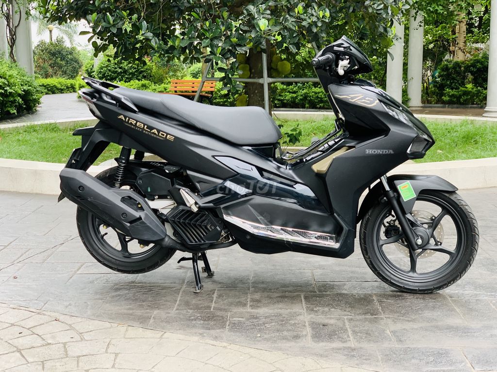 HONDA AIR BLADE 125 BẢN 4VAL CỰC MỚI VỪA ĐĂNG KÍ