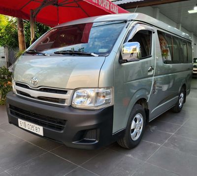 Toyota Hiace 2011 máy xăng - chạy 46.000 km. Mua bán Ô tô tại Huyện Cần Giuộc Long An được đăng bởi TUẤN TRẦN
