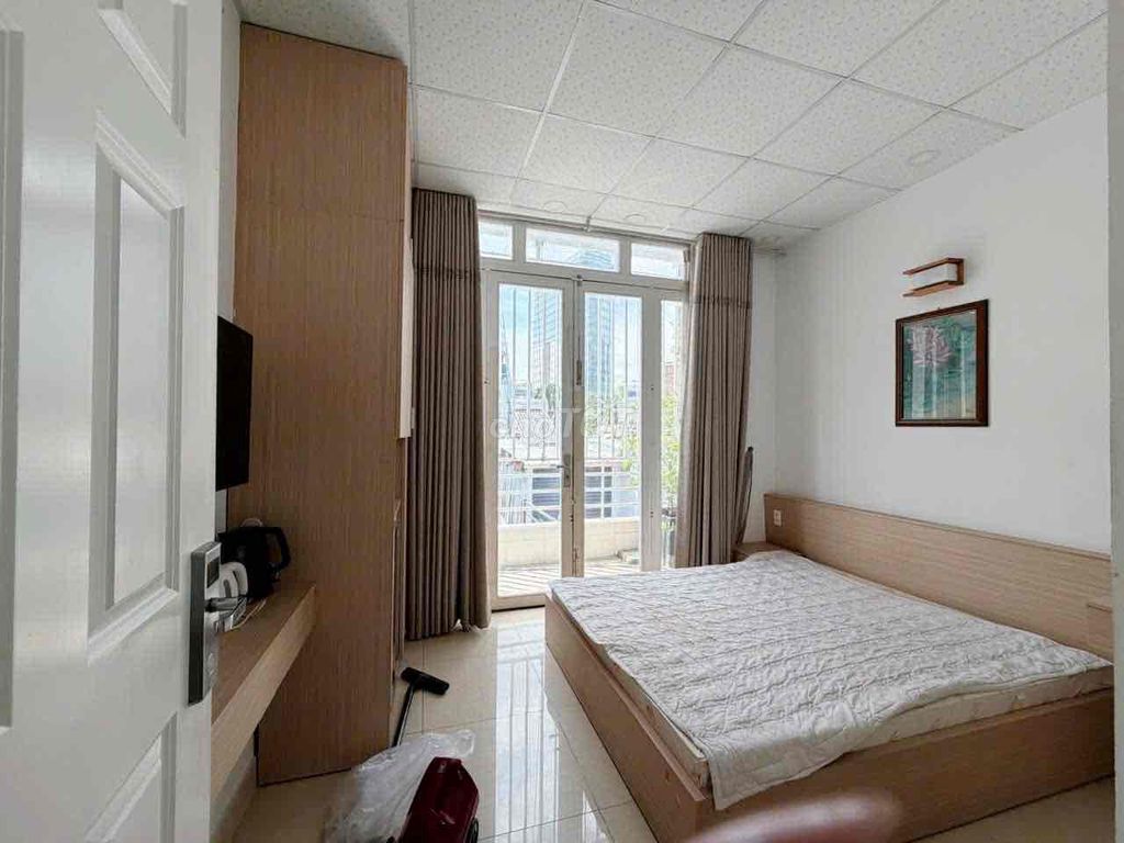 Аренда · 1 комн. · 20 м² · Quận 1, ул. Đường Cống Quỳnh