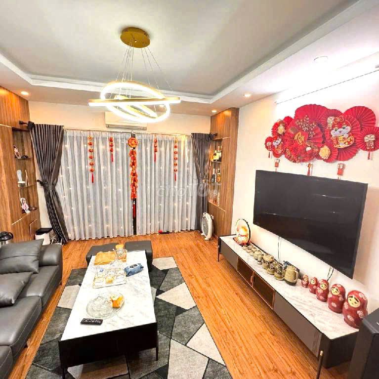 Nguyễn Văn Huyên-Cầu Giấy 43m2, 6 tầng, gần mặt phố 9.8 tỷ. Mua bán nhà ở tại Quận Cầu Giấy Hà Nội được đăng bởi Hoàng Thị Vinh hình 1
