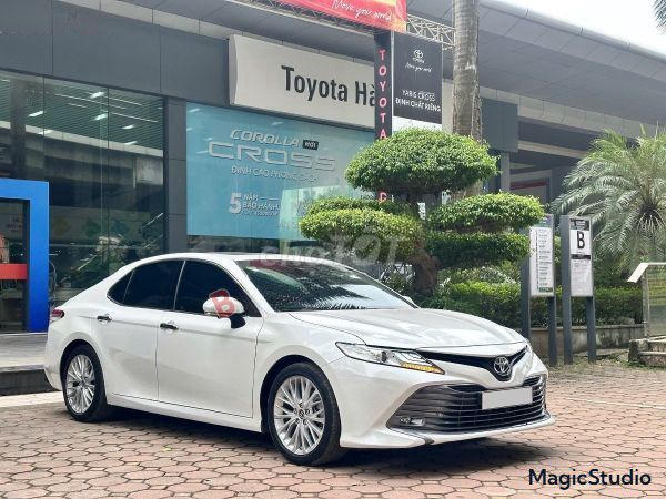 Toyota Camry 2.5Q 2021