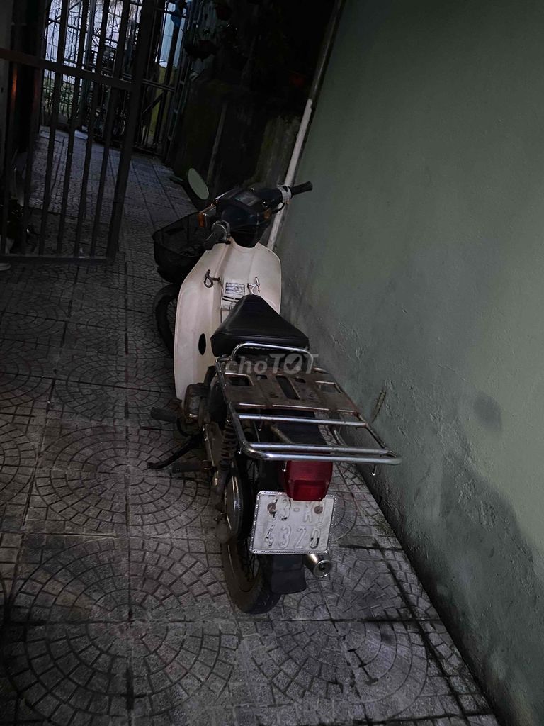 ít đi cần bán Honda custum 89/70 còn ok. Mua bán Xe máy tại Quận Thanh Khê Đà Nẵng được đăng bởi Thi hình 2