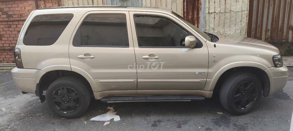 Ford Escape 2004 XLT 3.0 - AT 4x2 - Đẹp Xuất sắc