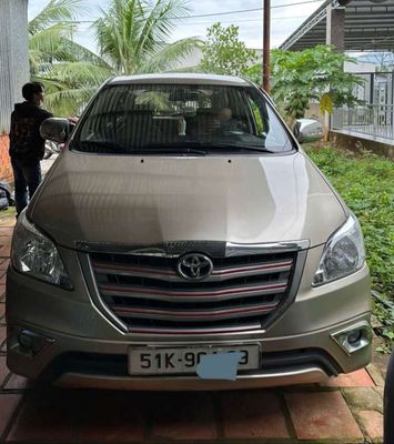 Toyota Innova E 2014 Ghi vàng đồng 114000 km. Mua bán Ô tô tại Quận 1 Tp Hồ Chí Minh được đăng bởi Tin Pham