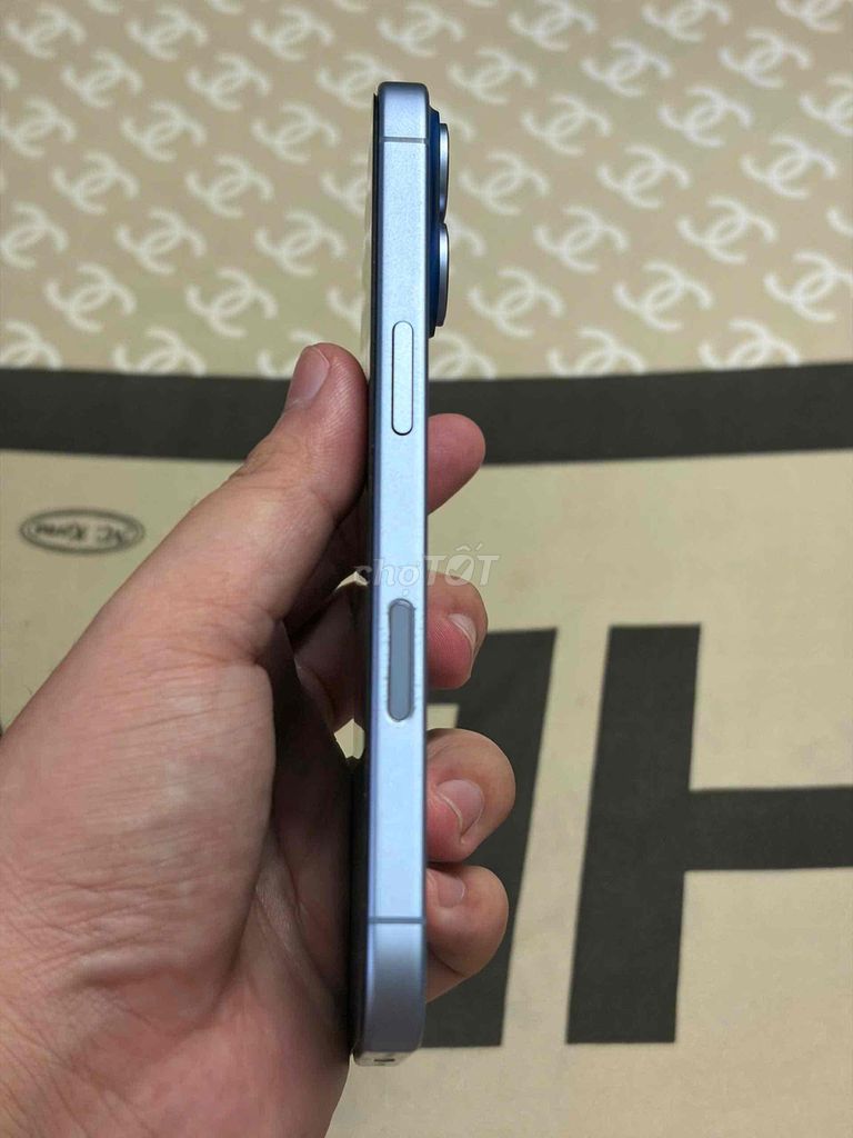 iPhone 17 zin full box pin 100. Mua bán Điện thoại tại Quận Bình Tân Tp Hồ Chí Minh được đăng bởi Khánh hình 1