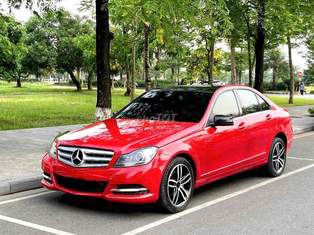 Mercedes Benz C Class 2013 C200 - 110000 km. Mua bán Ô tô tại Quận Thanh Xuân Hà Nội được đăng bởi Cường trần hình 3