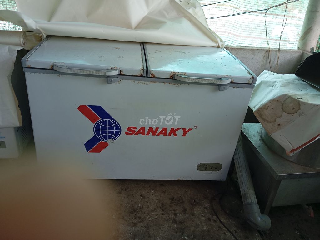 Tủ đông Sanaky 410 lít Trắng còn mới đẹp. Mua bán Tủ lạnh tại Huyện Thống Nhất Đồng Nai được đăng bởi Ngo Quang Thi hình 1