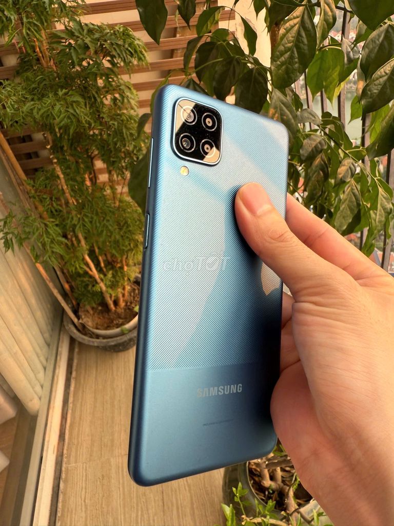 Samsung A12 128G Xanh 99% mới. Mua bán Điện thoại tại Huyện Hoài Đức Hà Nội được đăng bởi Đào Đức Tuấn hình 1