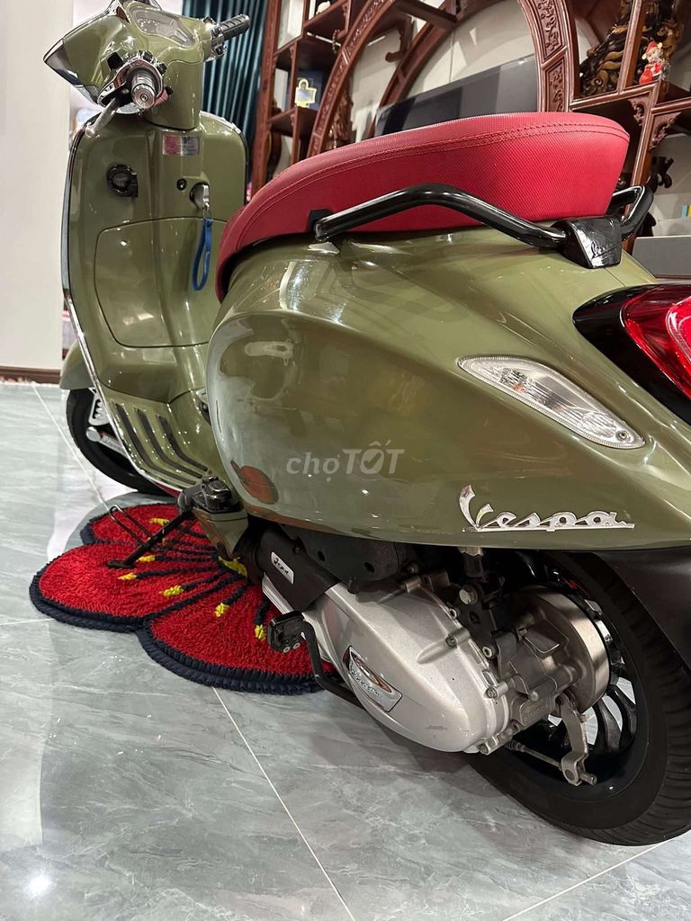 Vespa 2022 chính chủ đẹp nét. Mua bán Xe máy tại Huyện Hóc Môn Tp Hồ Chí Minh được đăng bởi Cầm Đồ Tín Nghĩa  hình 2