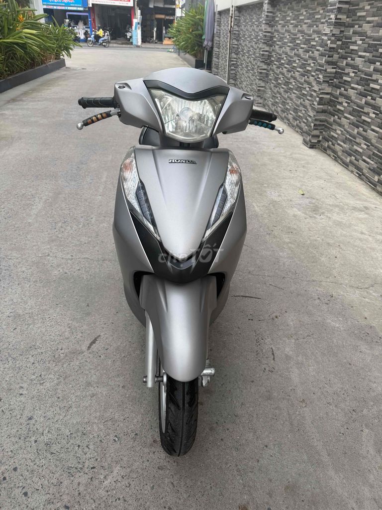 Honda Lead 2014 Серый, с номерами Сайгона