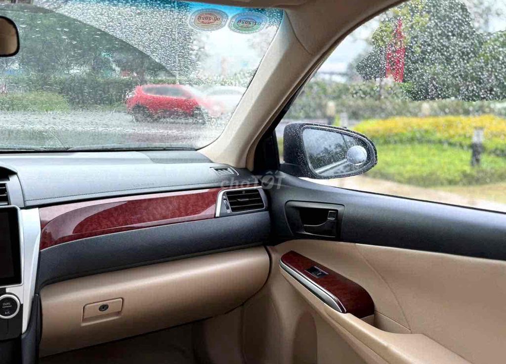 Toyota Camry 2013 2.0E - 60000 km. Mua bán Ô tô tại Quận Long Biên Hà Nội được đăng bởi Bùi Đình Thông hình 11