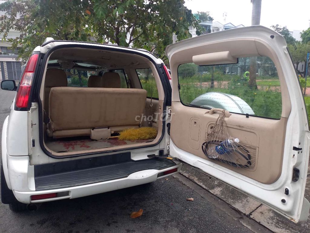 BÁN & ĐỔI XE FORD EVEREST 2011 MÁY DẦU 2 CẦU MT. Mua bán Ô tô tại Quận Bình Tân Tp Hồ Chí Minh được đăng bởi Dũng xe tải hình 11