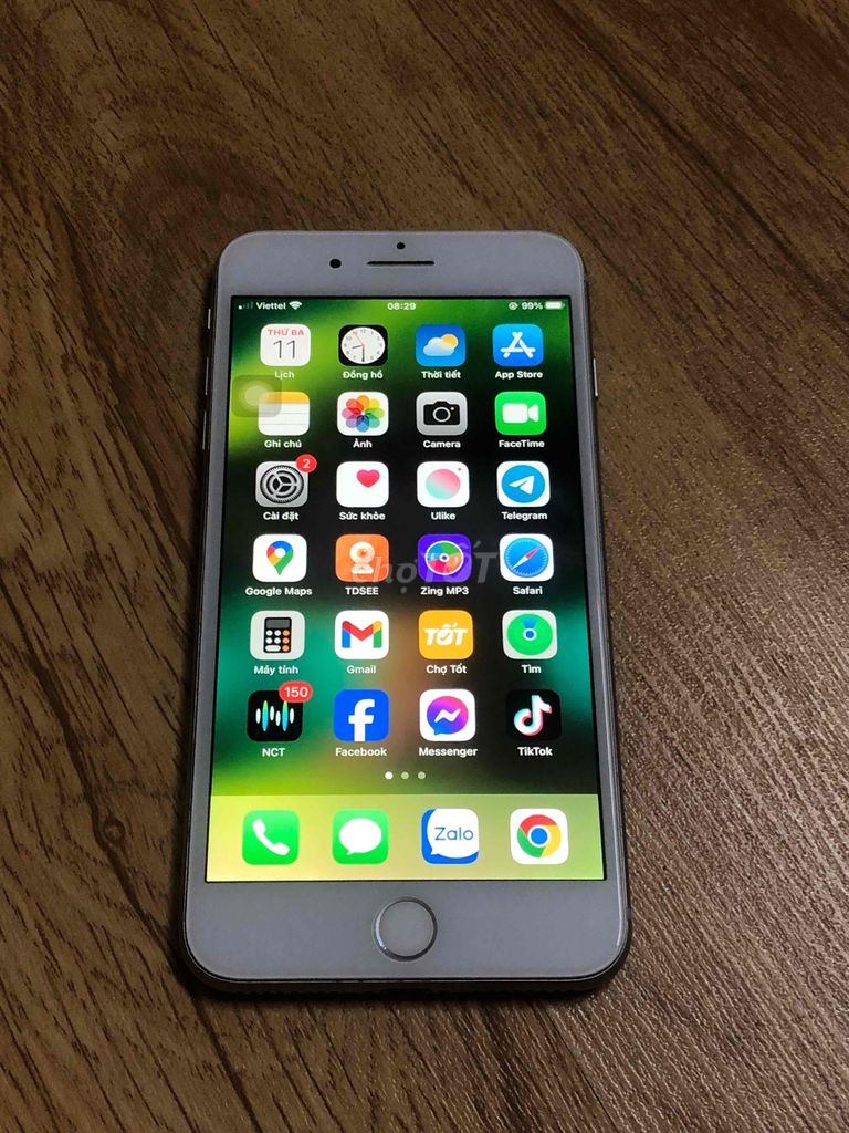 Iphone 8 Plus mày trắng quốc tế 64G ,có ship