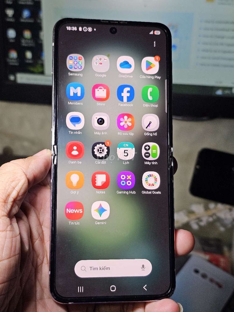 Samsung Galaxy Z Flip5 256GB giá rẻ trải nghiệm . Mua bán Điện thoại tại Quận 8 Tp Hồ Chí Minh được đăng bởi Thiên Hòa mobile  hình 1
