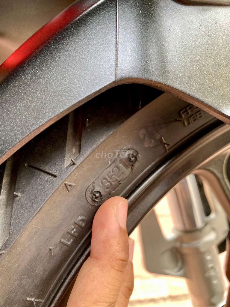 Honda CBR-150R 2021 bản ĐẶC BIỆT 5.300Km. Mua bán Xe máy tại Quận Ninh Kiều Cần Thơ được đăng bởi Xe Máy TÂN LIÊN HƯNG 1 91B hình 9