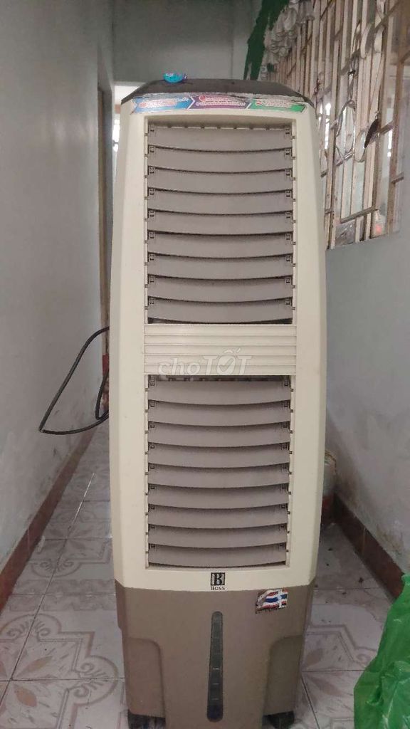 Quạt hơi nước Boss Thái Lan đã sử dụng. Mua bán Quạt tại Quận 7 Tp Hồ Chí Minh được đăng bởi Thanh Hòa hình 1