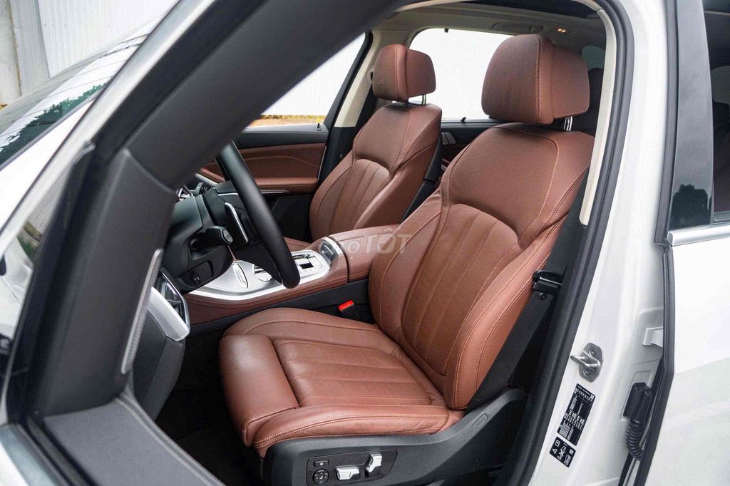BMW_X5_xDrive40i_xLine Model 2022 Bank 90%. Mua bán Ô tô tại Quận 7 Tp Hồ Chí Minh được đăng bởi PHÁT ĐẠT LUXURY CAR hình 7