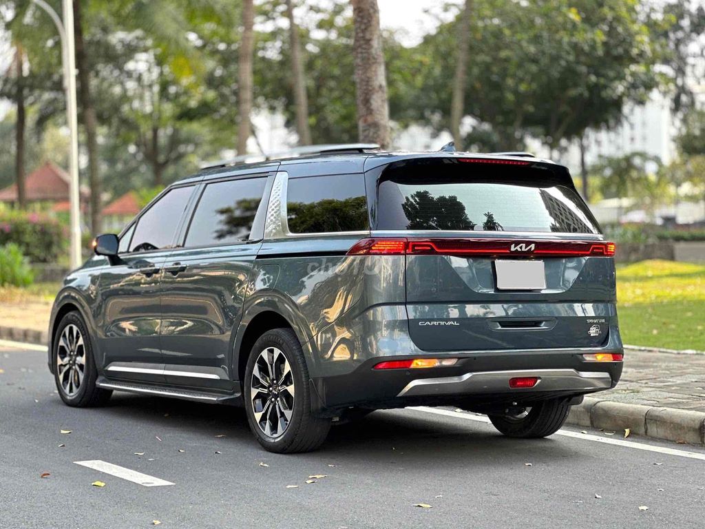 Kia Carnival 2022 Signature 2.2D - lướt 28.000km. Mua bán Ô tô tại Quận 1 Tp Hồ Chí Minh được đăng bởi Nguyên hình 3