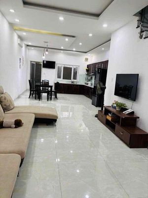 Аренда · 3 комн. · 92 м² · Thành phố Thủ Đức, ул. Phú Hữu