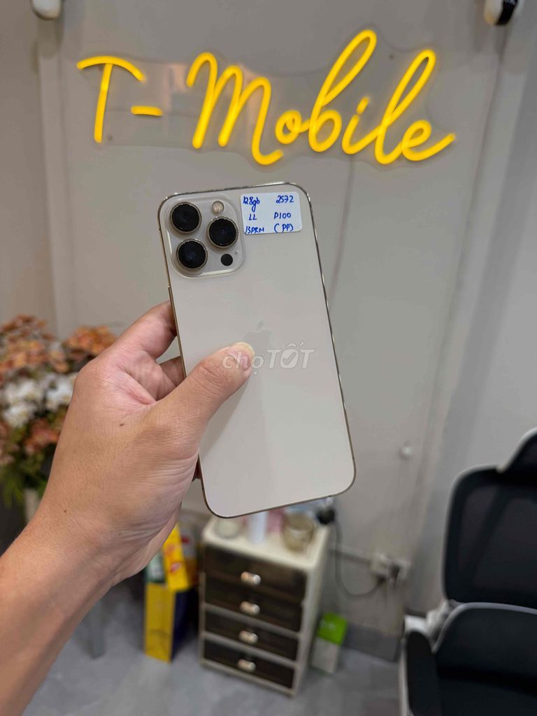 13 Promax 128Gb Quốc Tế zin full gold pin 100%. Mua bán Điện thoại tại Quận Thanh Xuân Hà Nội được đăng bởi Ngô Tráng T Mobile hình 1