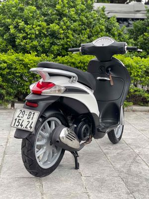 Liberty 125 ie 2012 màu trắng xe như mới. Mua bán Xe máy tại Quận Cầu Giấy Hà Nội được đăng bởi Anh Khoa
