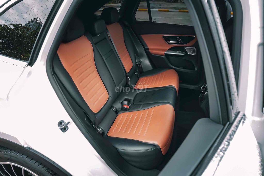 🔺MERCEDES GLC300 4MATIC ALL NEW SẢN XUẤT 2023 LƯỚT. Mua bán Ô tô tại Quận 7 Tp Hồ Chí Minh được đăng bởi GoodCar hình 8