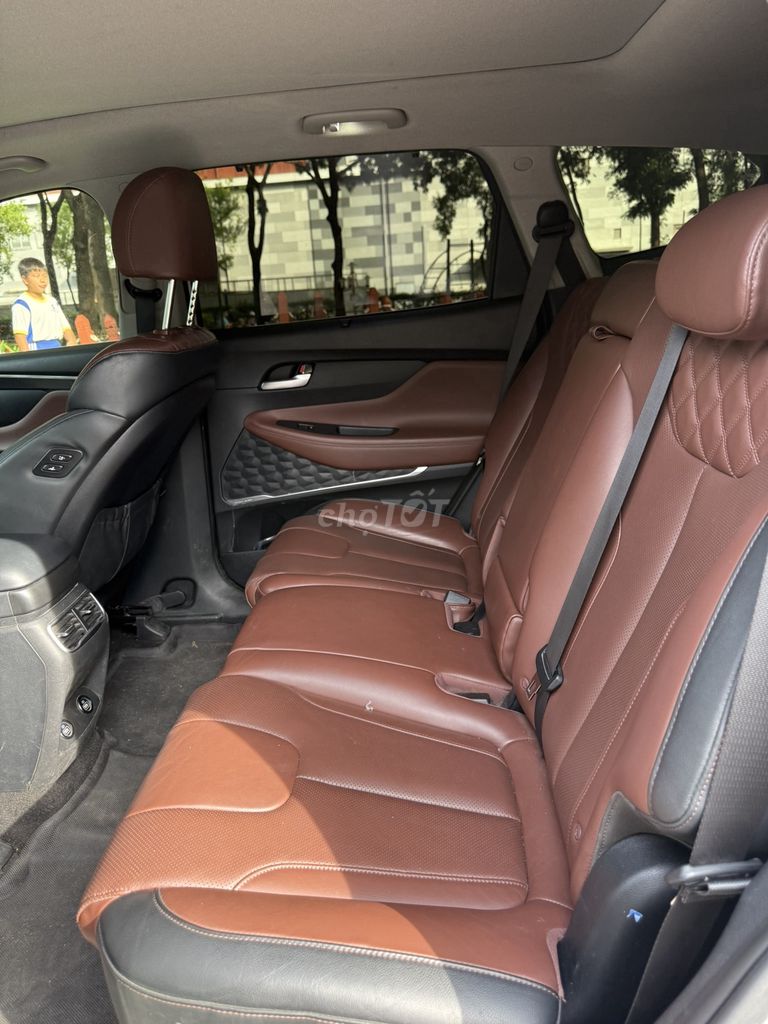 Hyundai Santa Fe 2022 2.5 Xăng Cao Cấp - 48000 km. Mua bán Ô tô tại Quận Tân Phú Tp Hồ Chí Minh được đăng bởi Quang hình 9