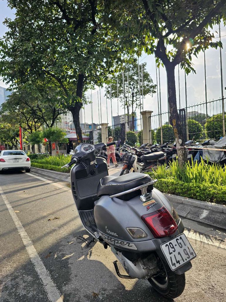 Vespa GTS 3vie 2015. Mua bán Xe máy tại Quận Ba Đình Hà Nội được đăng bởi Bách hình 6