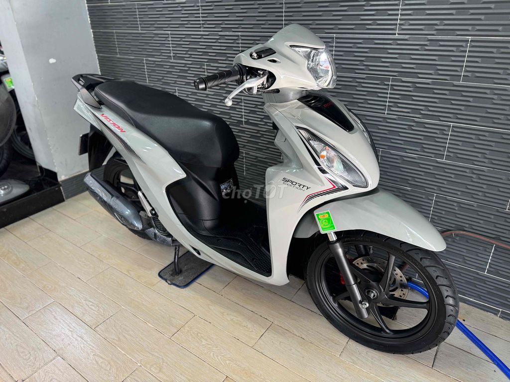 Honda Vision 2023 Sporty Xám 5000 km. Mua bán Xe máy tại Quận Bình Thạnh Tp Hồ Chí Minh được đăng bởi kelwin hình 7
