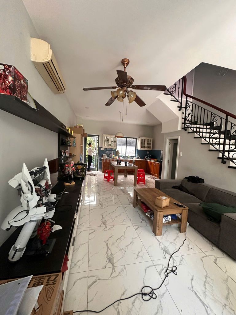 Rent · 4 bd · 75 м² · Thành phố Thủ Đức, ул. Đường Liên Phường