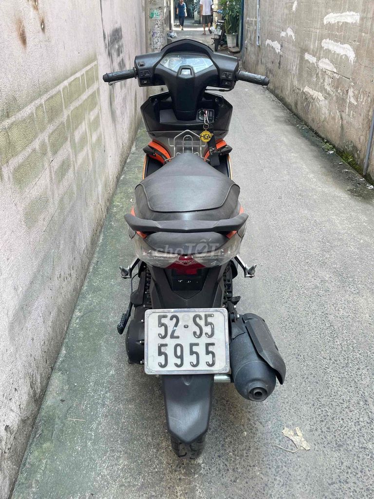 Honda Airblade up Thái máy êm ru xe đẹp chuẩn. Mua bán Xe máy tại Thành phố Thủ Đức Tp Hồ Chí Minh được đăng bởi Lê Hạnh hình 6