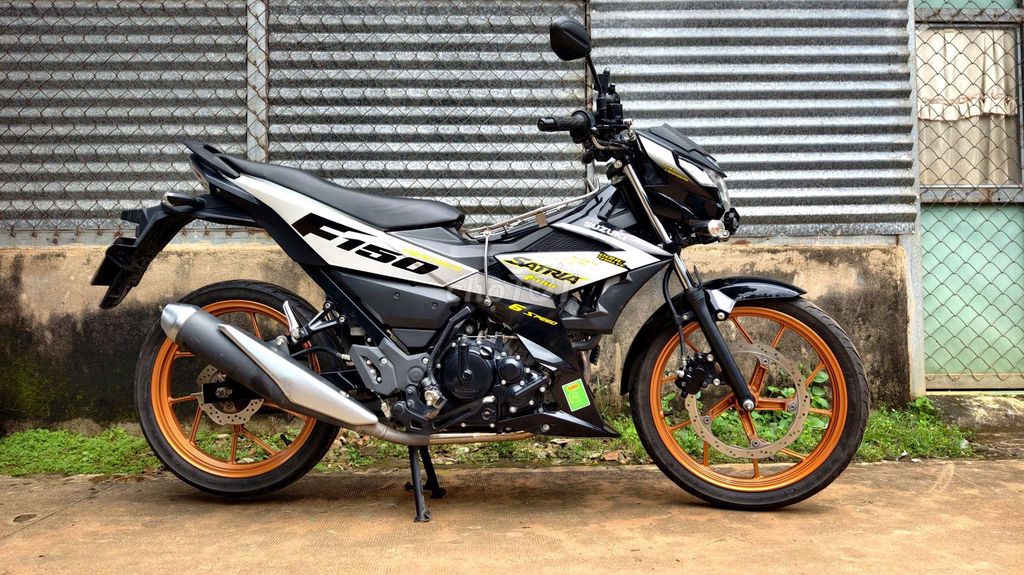 Hết tiền tiêu thì đưa em yêu lên sàn 😘. Mua bán Xe máy tại Huyện Cẩm Mỹ Đồng Nai được đăng bởi Hoàng Nhật hình 2