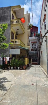 Bán nhà 3 tầng Phương Lưu,