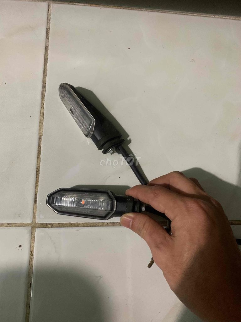 cần bán xi nhan tháo xe winner x. Mua bán Phụ tùng xe tại Thành phố Thuận An Bình Dương được đăng bởi Nghĩa hình 1