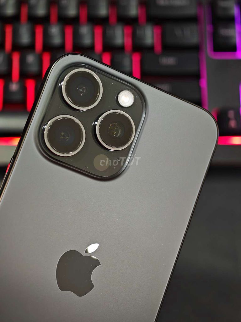 Apple iPhone 15 Pro Max 256Gb Lock eid. Mua bán Điện thoại tại Quận Ninh Kiều Cần Thơ được đăng bởi Nguyễn Toàn hình 1