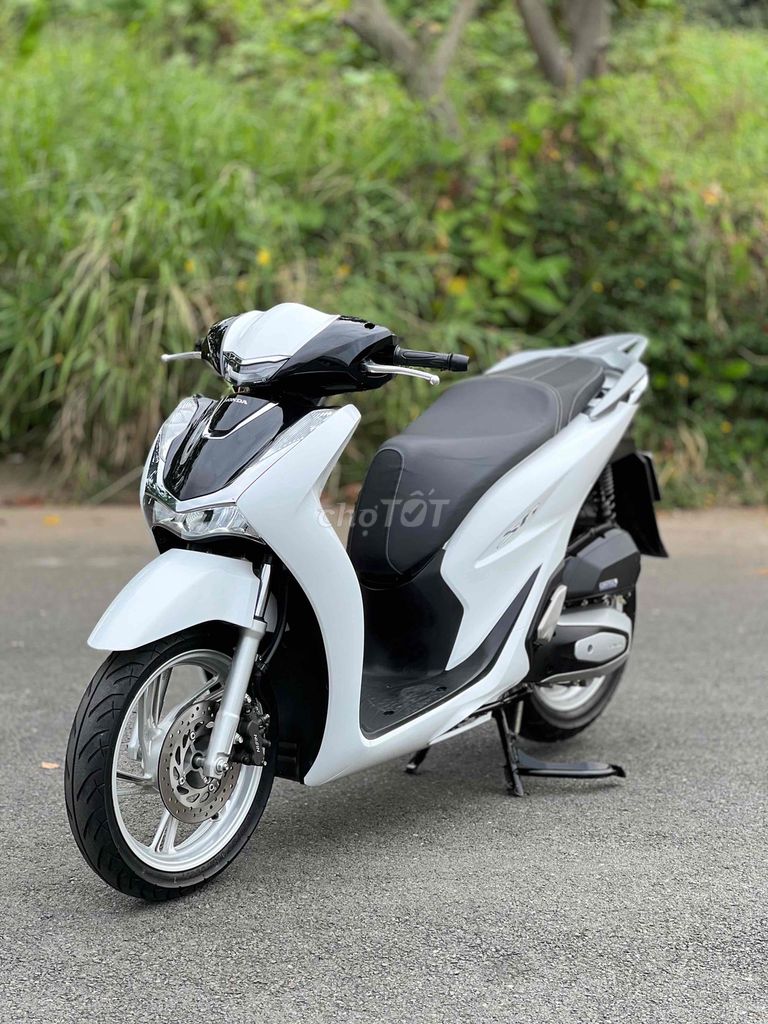 Shvn 125 Trắng Đen 2021 Biển 60 Leng Keng Có Góp🎉🎉. Mua bán Xe máy tại Thành phố Biên Hòa Đồng Nai được đăng bởi Xe Máy Phát Đồng hình 6