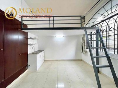 Аренда · 11 комн. · 240 м² · Quận Tân Bình, ул. Đường Bàu Cát 7