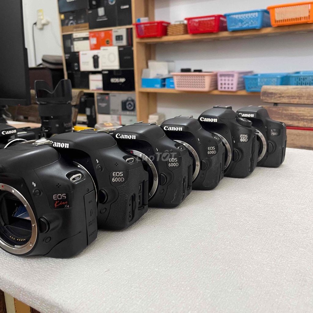Máy ảnh Canon 550D, 600D, 60D, 750D. Mua bán Máy ảnh, Máy quay tại Quận Hải Châu Đà Nẵng được đăng bởi Phan Hoàng hình 1