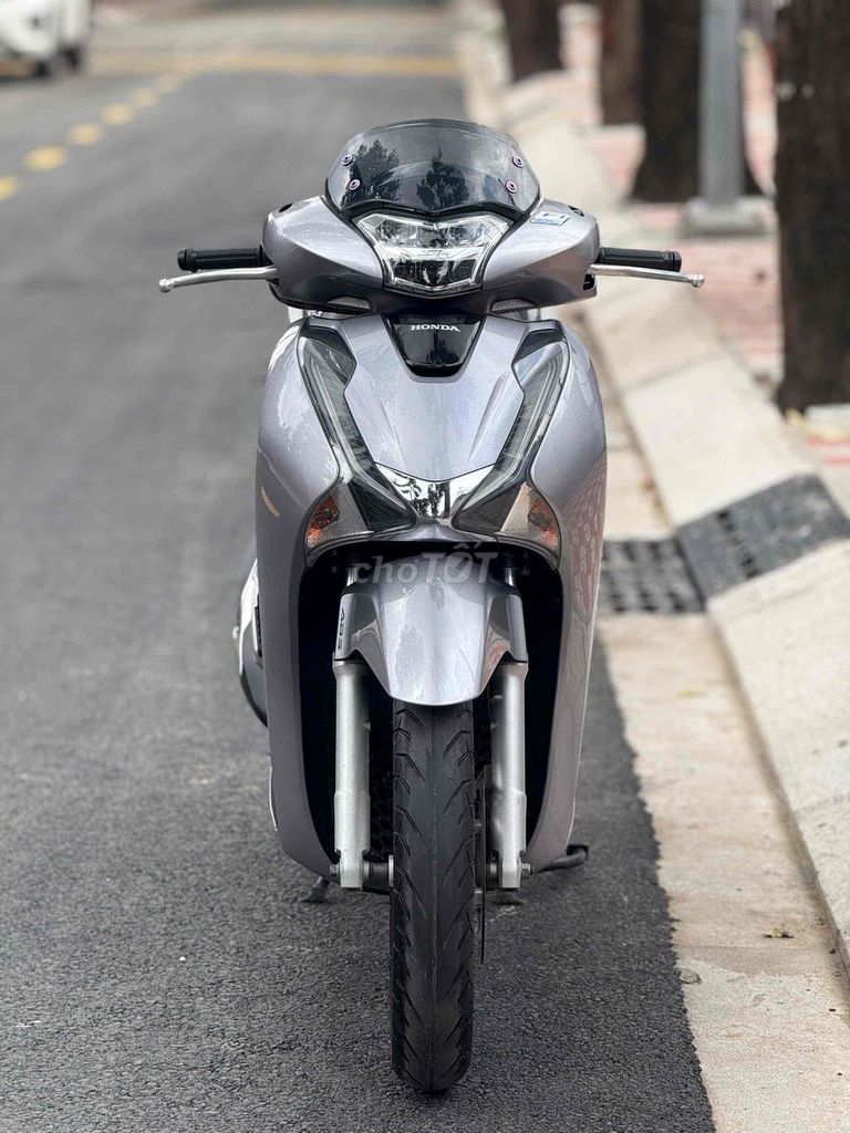 SH 125i ABS 2017 BSTP 1 CHỦ. Mua bán Xe máy tại Thành phố Thủ Đức Tp Hồ Chí Minh được đăng bởi Vũ Vũ hình 1