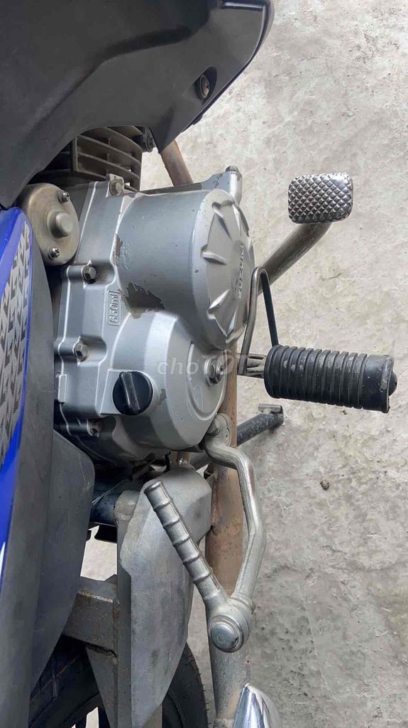 SUZUKI VIVA FI ZIN XE CHẠY CỰC NGON SIÊU CHẤT. Mua bán Xe máy tại Huyện Thống Nhất Đồng Nai được đăng bởi CHODONGNAI youtube video hình 6