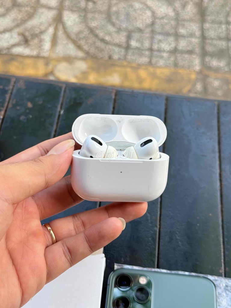 Tai nghe Apple AirPods Pro 1 Trắng Đã sử dụng. Mua bán Tivi, Âm thanh tại Quận 5 Tp Hồ Chí Minh được đăng bởi Thanh Nhựt hình 1