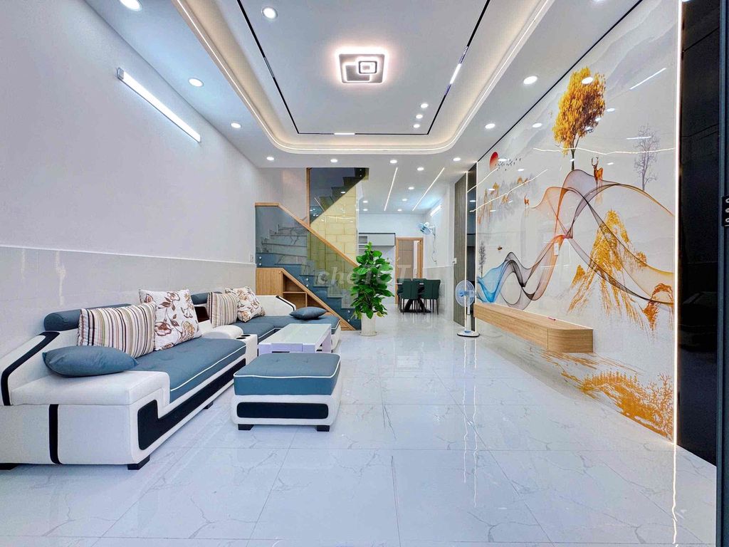 Красивый дом Бинь Тан (4.2M x 13M) у зоны Тен Луа - больницы Бинь Тан