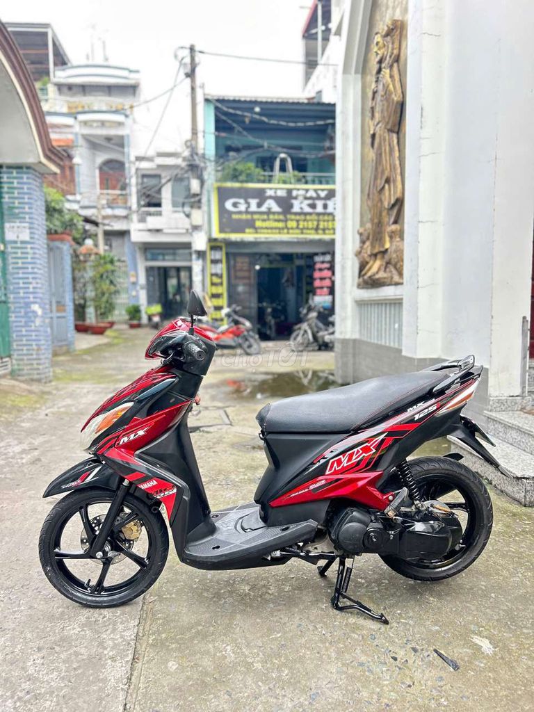 Bán chiếc xe Yamaha Luvias. Mua bán Xe máy tại Quận Gò Vấp Tp Hồ Chí Minh được đăng bởi Xe Máy Gia Kiệt Luxury 1 hình 5