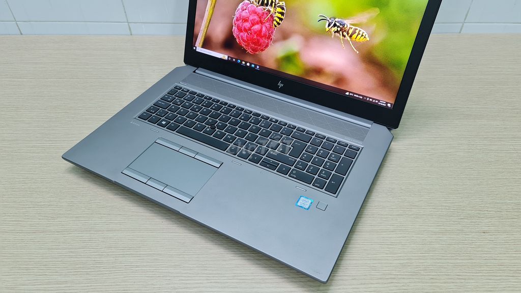 MÁY TRẠM CAO CẤP 17 INCH, CORE I7, CARD RỜI 6GB