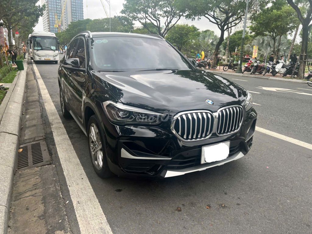 BMW X1 sDrive18i 2021 Đen 45.000 km. Mua bán Ô tô tại Quận Thanh Khê Đà Nẵng được đăng bởi Anh Tiến hình 3