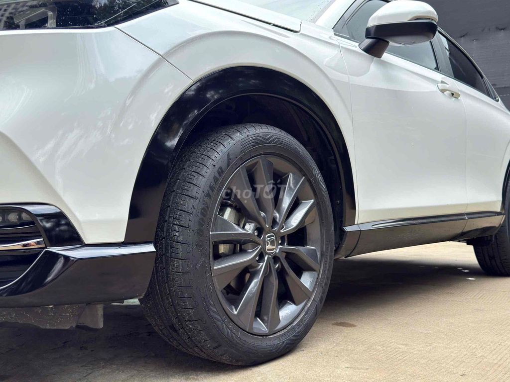 Хонда HRV RS 2023 Белая 56 000 км